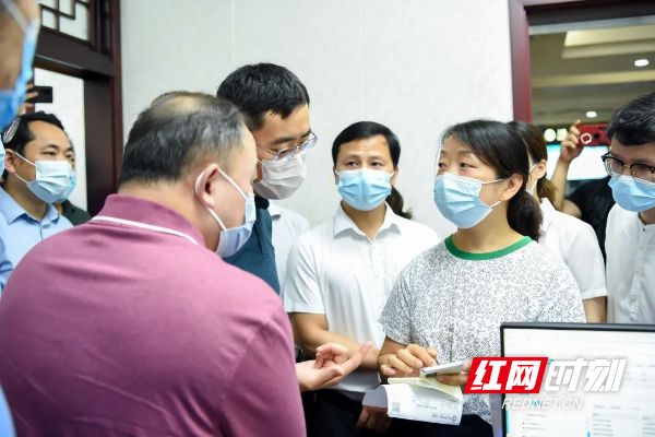 嵊州最新医保套现24小时微信方法分析(最方便真实的嵊州医保卡提现套取微信方法)